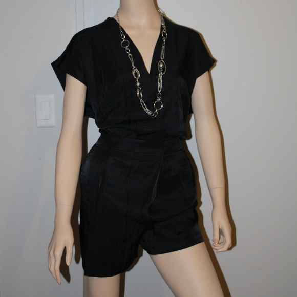 LOFT Pants - Loft Black Romper (shorts) NWOT 14
